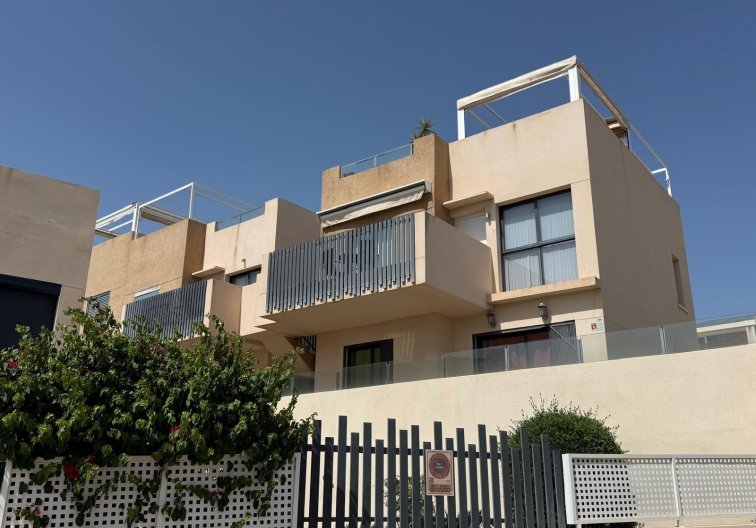 Bungalow - Wiederverkauf - Orihuela Costa - La Zenia