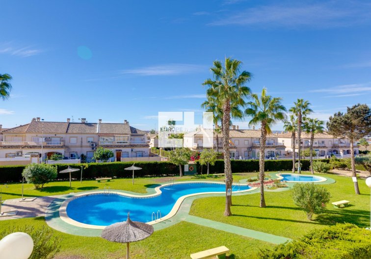 Bungalow - Wiederverkauf - Torrevieja - Aguas Nuevas