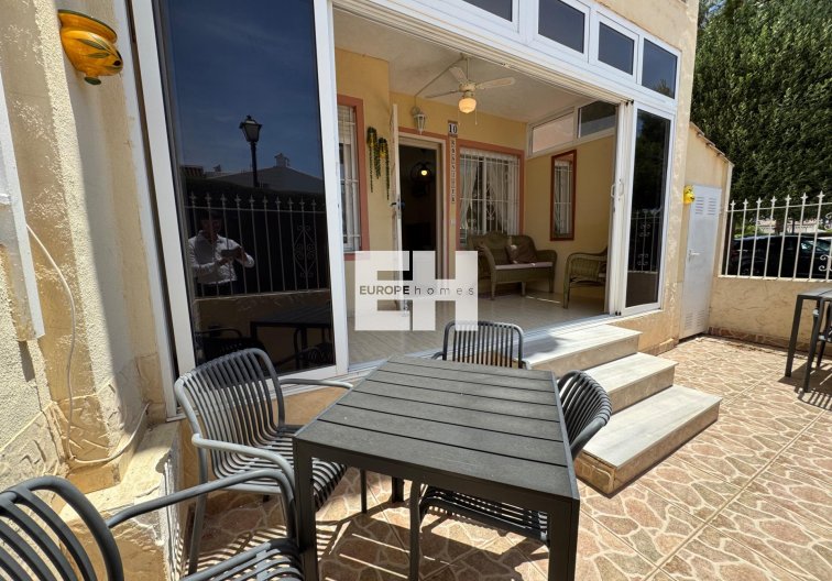 Bungalow - Wiederverkauf - Torrevieja - La Siesta - El Salado - Torreta