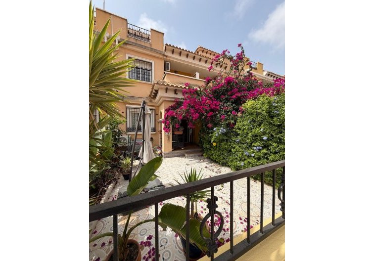 Bungalow - Wiederverkauf - Torrevieja - Zona Los Frutales