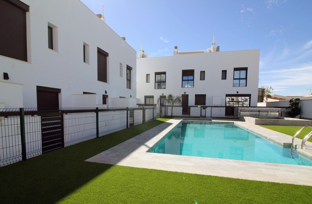 Construction Neuve - villa - Pilar de la Horadada - parque Andromeda
