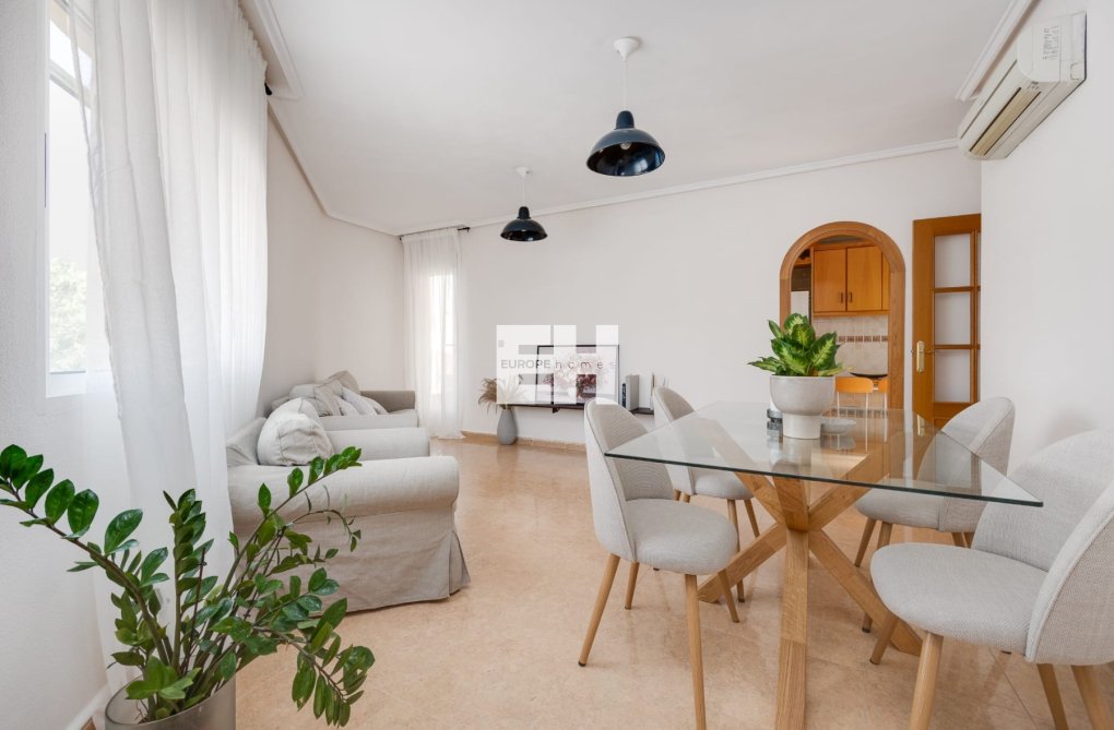 Herverkoop - Appartement - Jacarilla - Inland