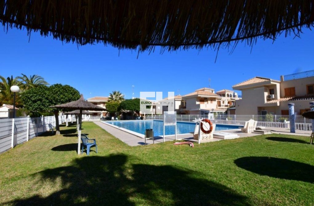 Herverkoop - Appartement - Orihuela Costa - La Zenia