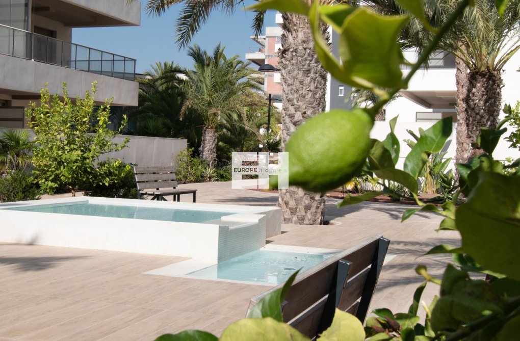 Herverkoop - Appartement - Orihuela Costa - Los Dolses