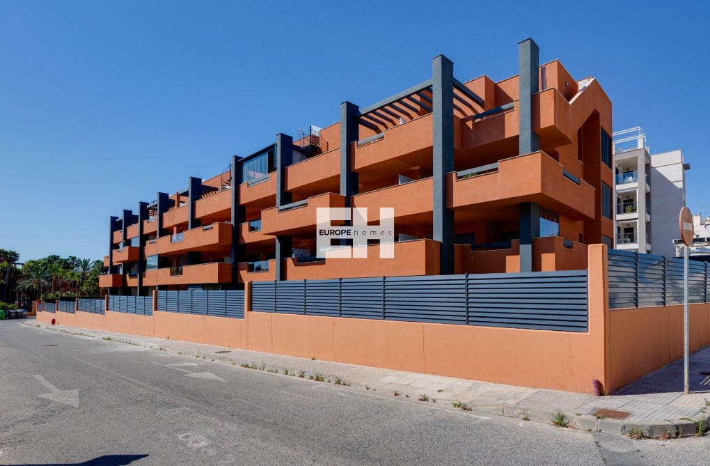 Herverkoop - Appartement - Orihuela Costa - Villamartín-las Filipinas