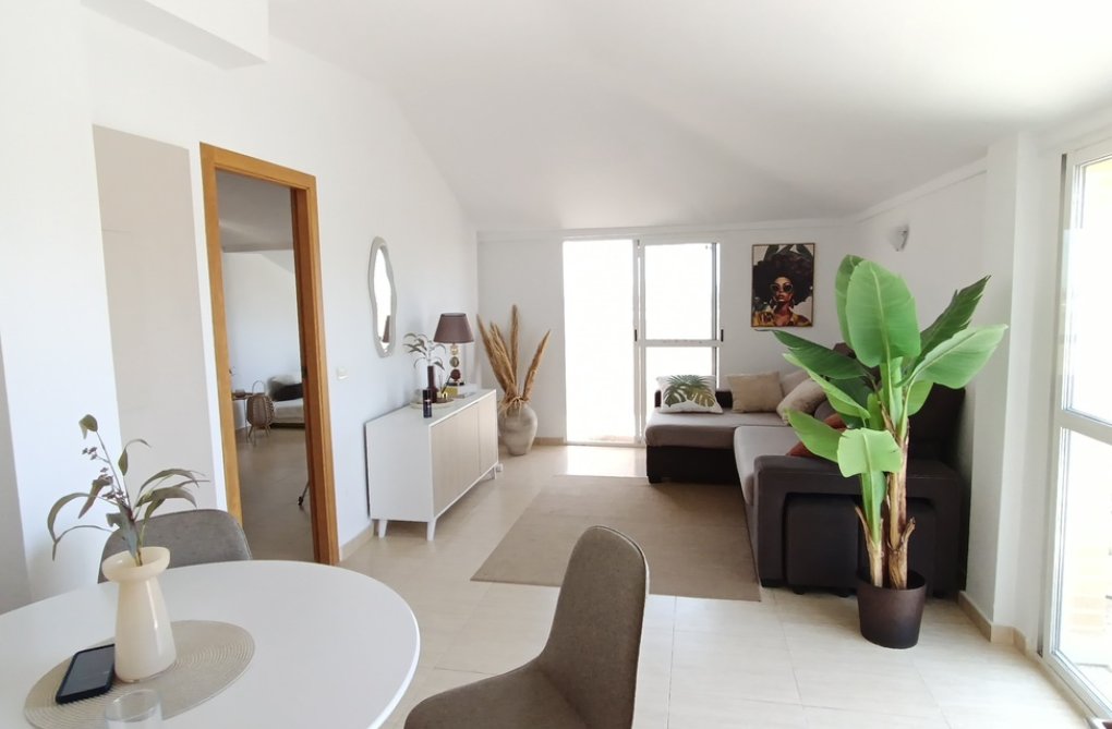 Herverkoop - Appartement - Sucina - Inland