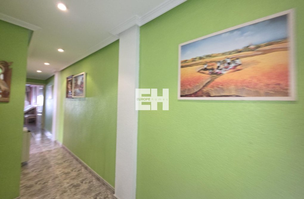 Herverkoop - Appartement - Torrevieja - Acequion