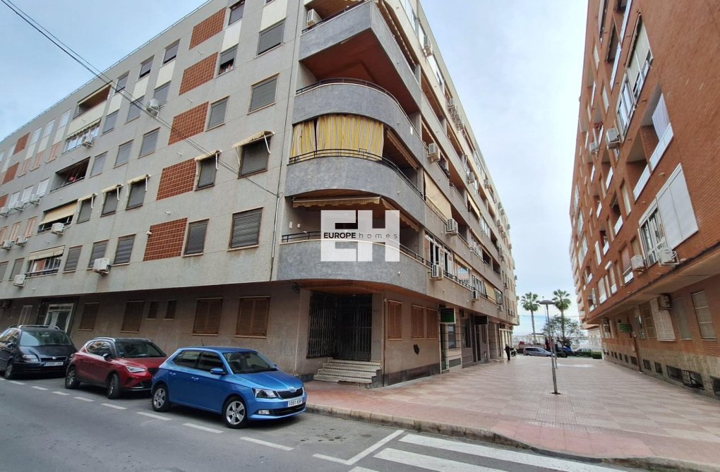 Herverkoop - Appartement - Torrevieja - Acequion