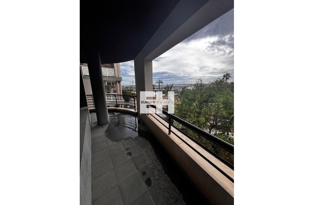 Herverkoop - Appartement - Torrevieja - Centro - Muelle Pesquero
