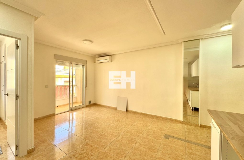 Herverkoop - Appartement - Torrevieja - Centro