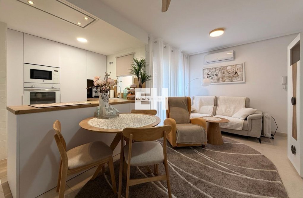 Herverkoop - Appartement - Torrevieja - Centro