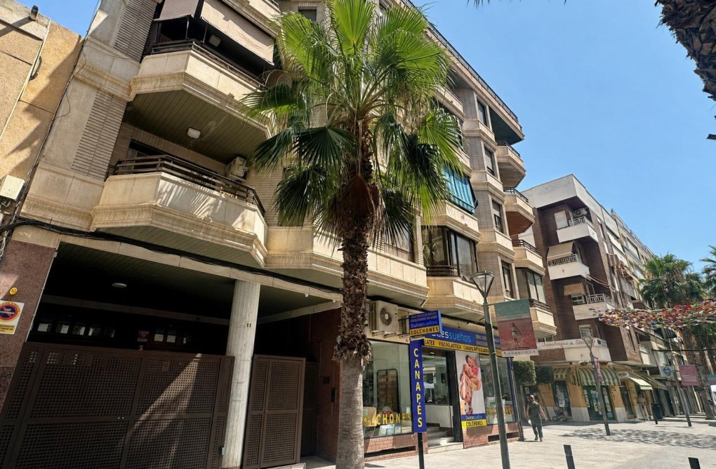 Herverkoop - Appartement - Torrevieja - Centro
