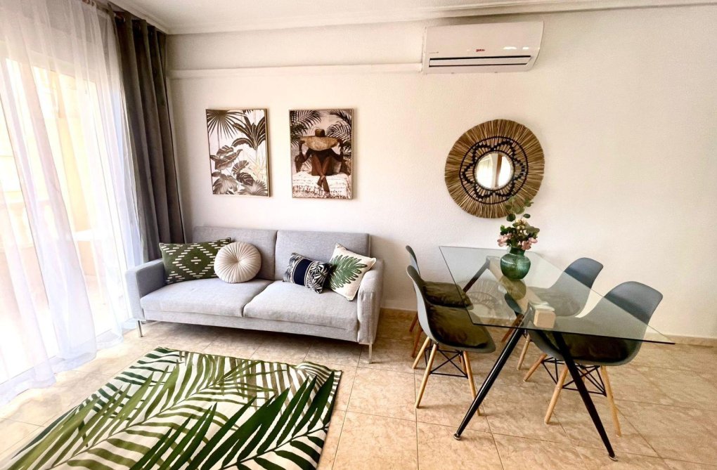 Herverkoop - Appartement - Torrevieja - Centro