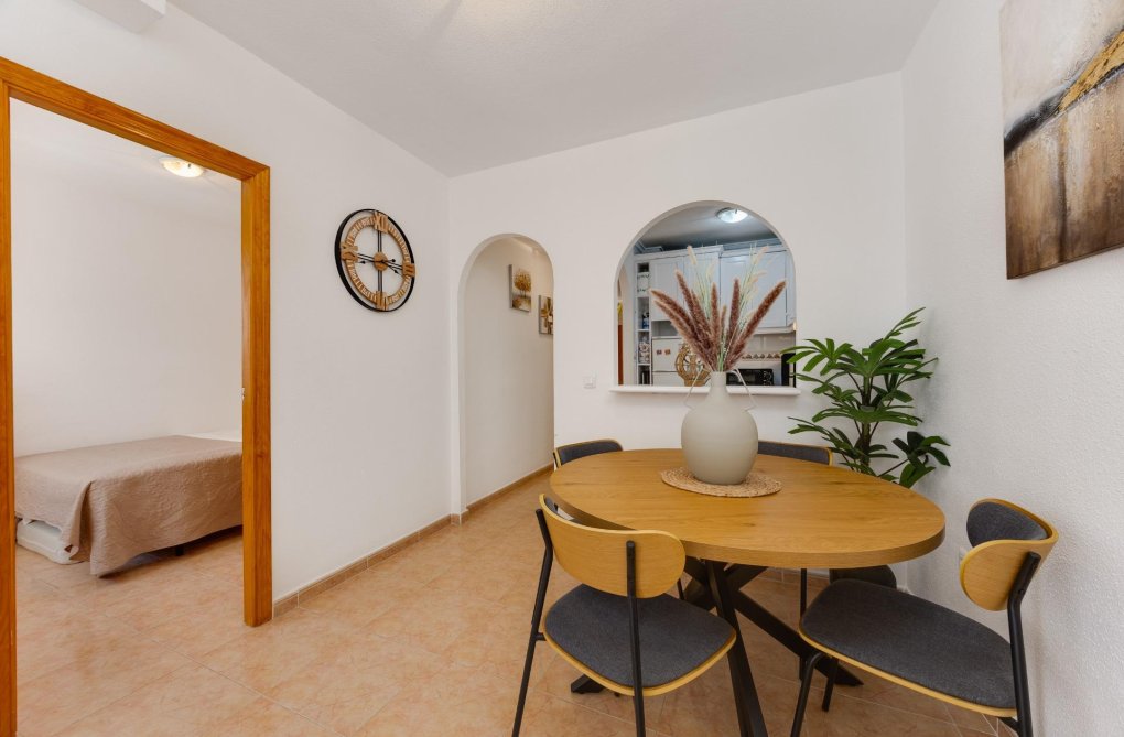 Herverkoop - Appartement - Torrevieja - Centro