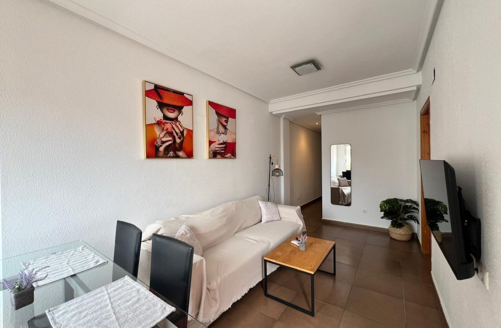 Herverkoop - Appartement - Torrevieja - Centro