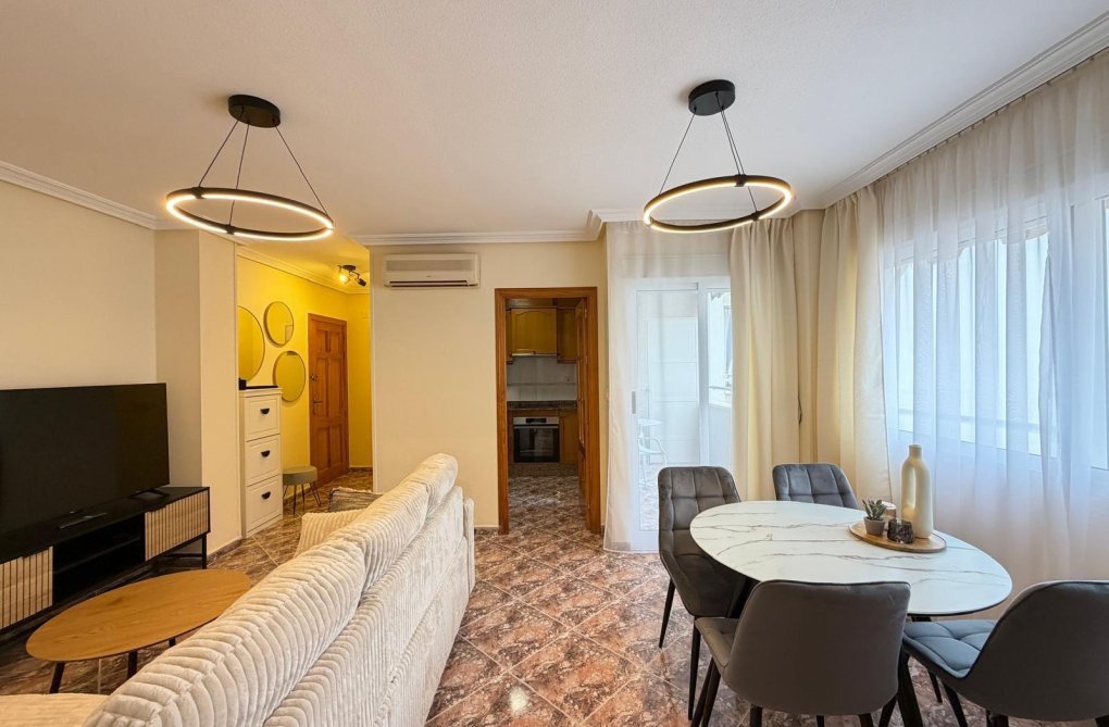 Herverkoop - Appartement - Torrevieja - Centro