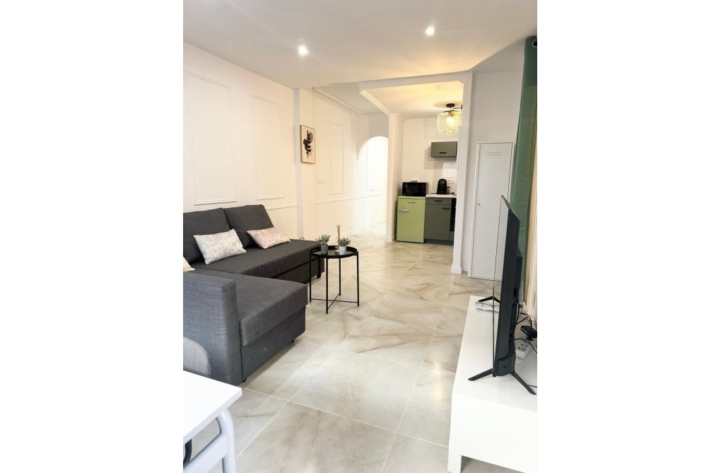 Herverkoop - Appartement - Torrevieja - Centro