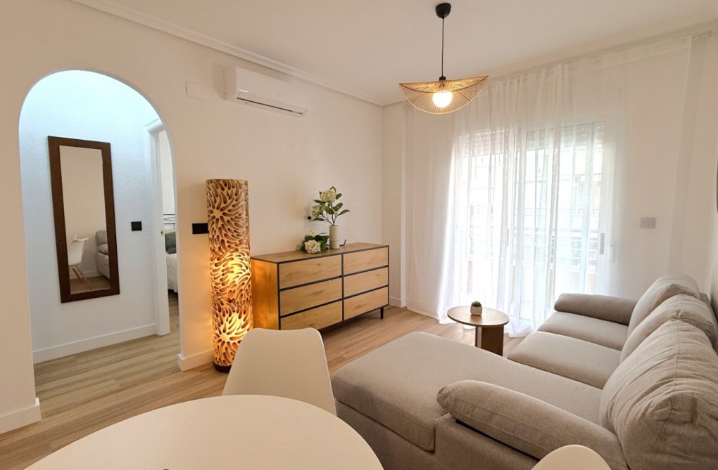 Herverkoop - Appartement - Torrevieja - Costa Blanca