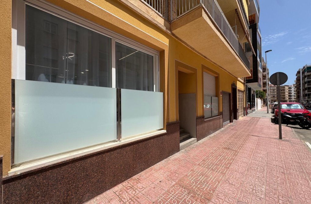Herverkoop - Appartement - Torrevieja - Estacion De Autobuses