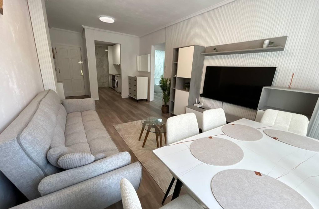 Herverkoop - Appartement - Torrevieja - Estacion De Autobuses