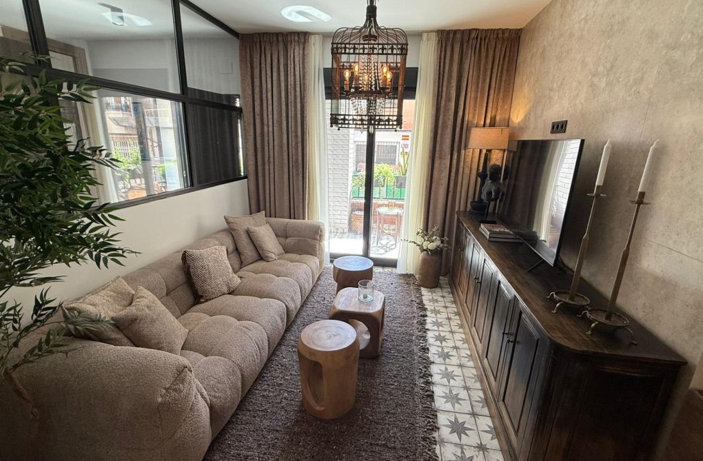Herverkoop - Appartement - Torrevieja - Estacion De Autobuses