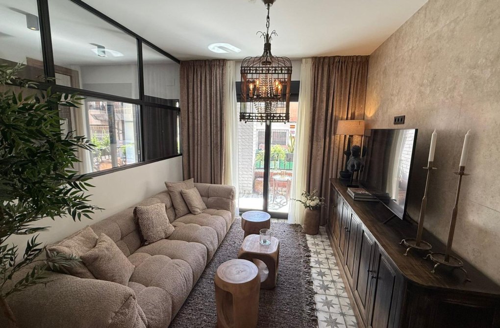 Herverkoop - Appartement - Torrevieja - Estacion De Autobuses