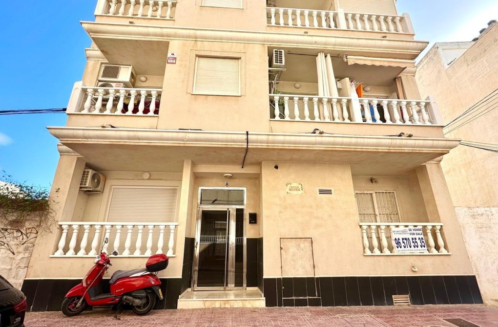 Herverkoop - Appartement - Torrevieja - La Mata Pueblo