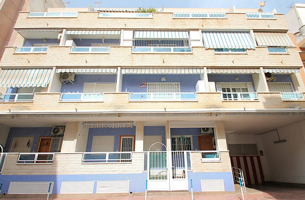 Herverkoop - Appartement - Torrevieja - Las Piscinas Naturales