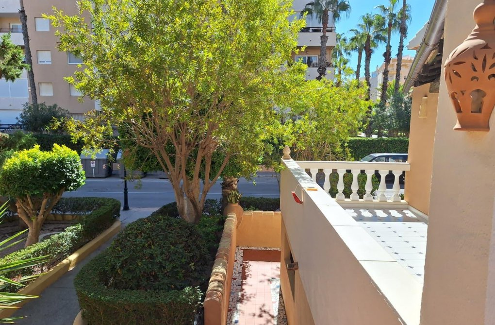 Herverkoop - Appartement - Torrevieja - Los Frutales