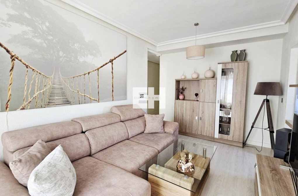 Herverkoop - Appartement - Torrevieja - Nueva Torrevieja