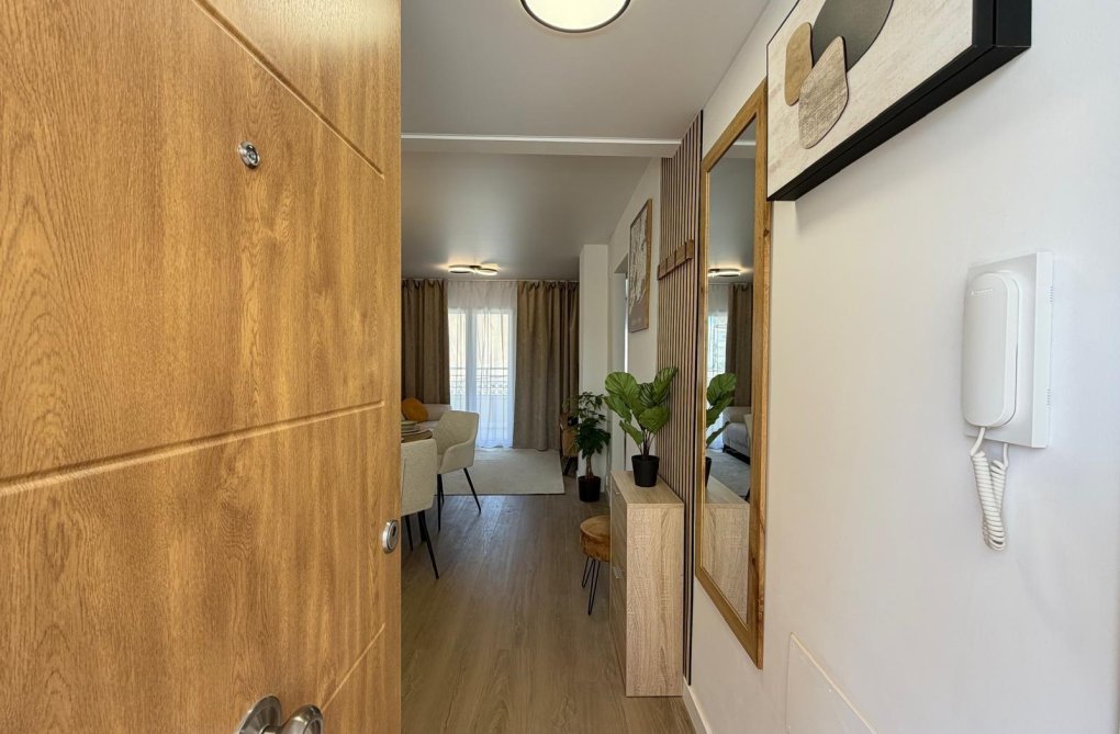 Herverkoop - Appartement - Torrevieja - Nueva Torrevieja