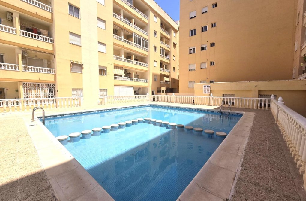 Herverkoop - Appartement - Torrevieja - Parque Las Naciones