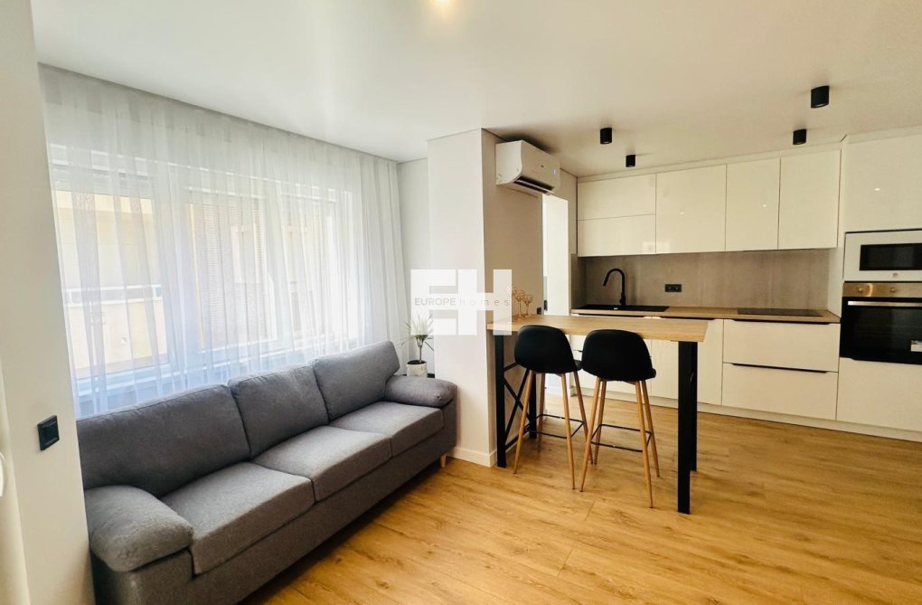 Herverkoop - Appartement - Torrevieja - Playa del Cura