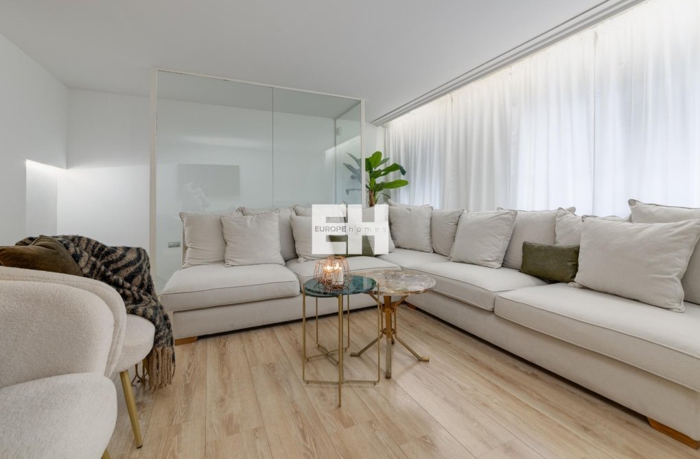 Herverkoop - Appartement - Torrevieja - Playa del Cura