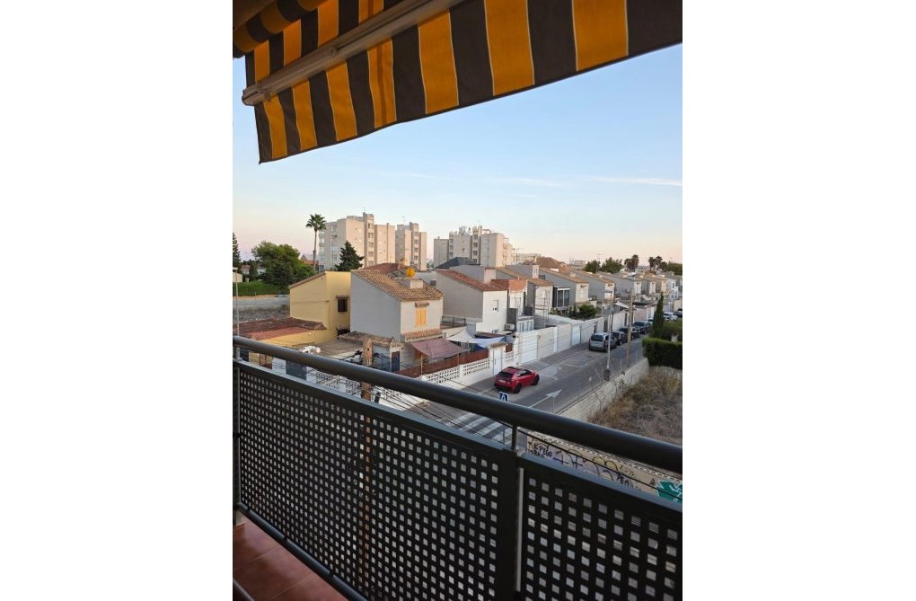 Herverkoop - Appartement - Torrevieja - Playa del Cura