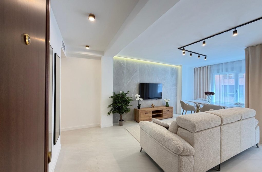 Herverkoop - Appartement - Torrevieja - Playa del Cura