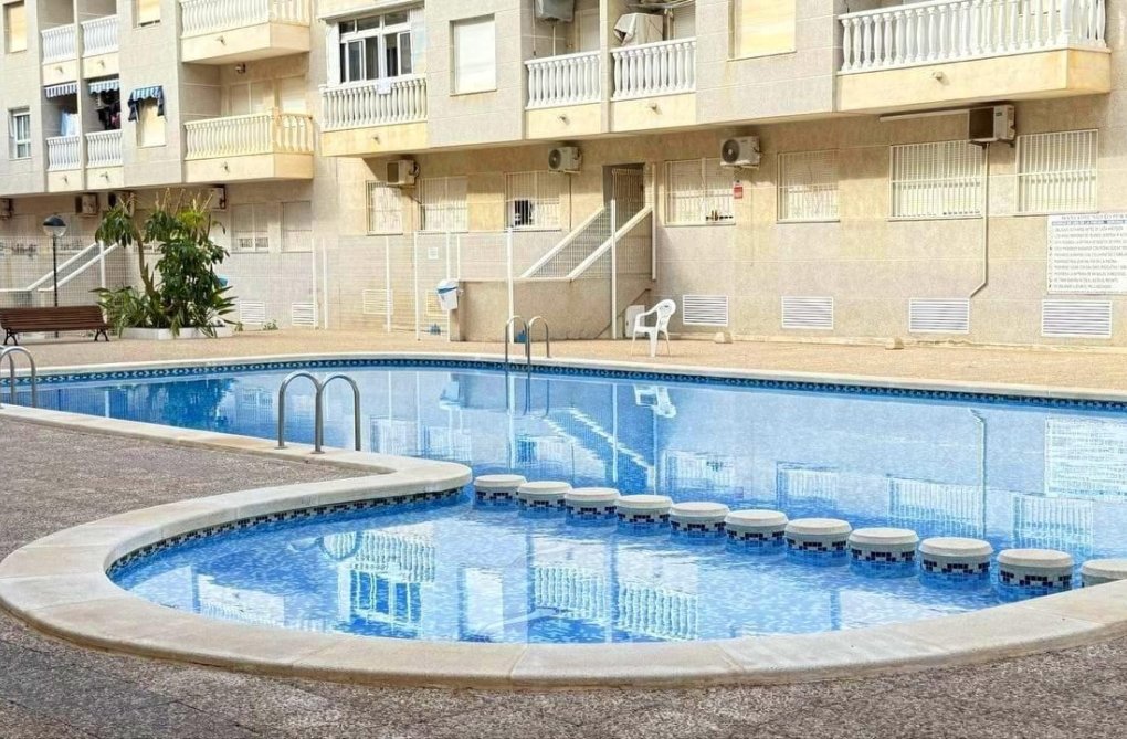 Herverkoop - Appartement - Torrevieja - Playa del Cura