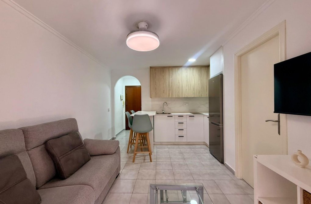 Herverkoop - Appartement - Torrevieja - Playa del Cura