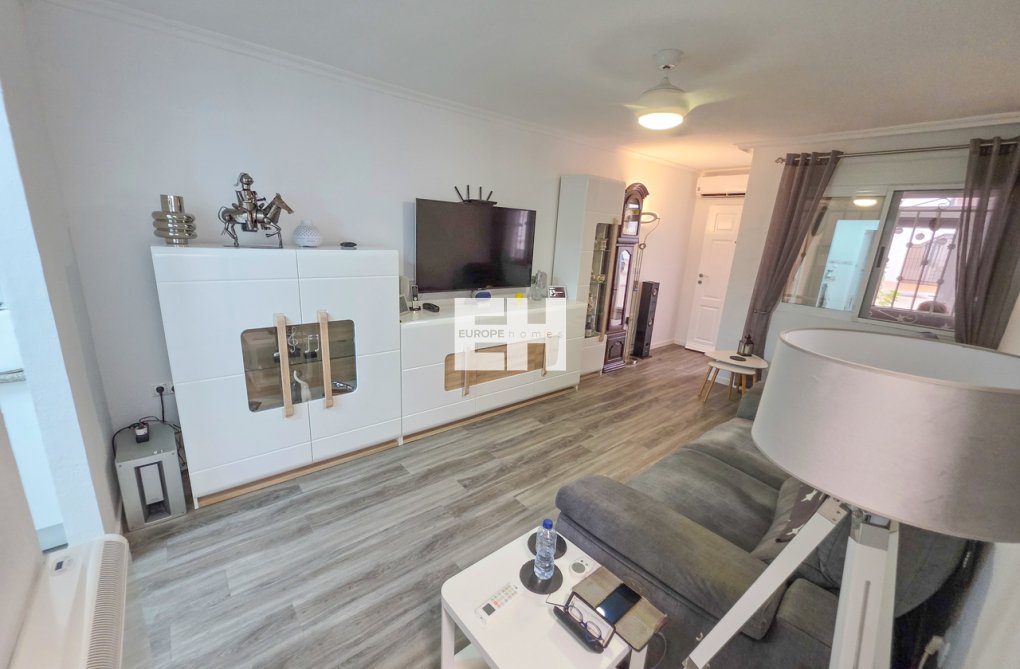 Herverkoop - Appartement - Vistabella Golf Entre Naranjos - Inland