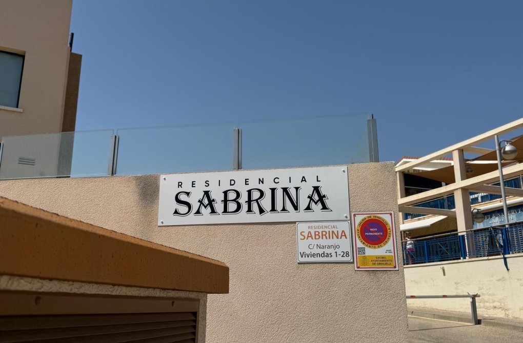 Herverkoop - Bungalow - Orihuela Costa - La Zenia
