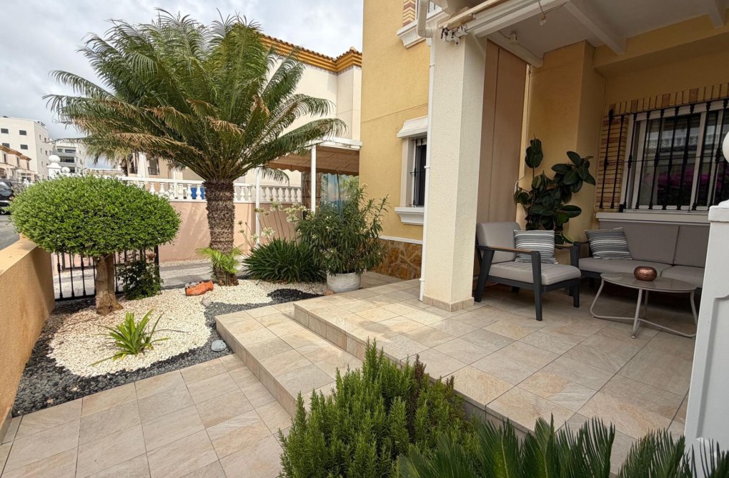 Herverkoop - Bungalow - Orihuela Costa - Los Dolses