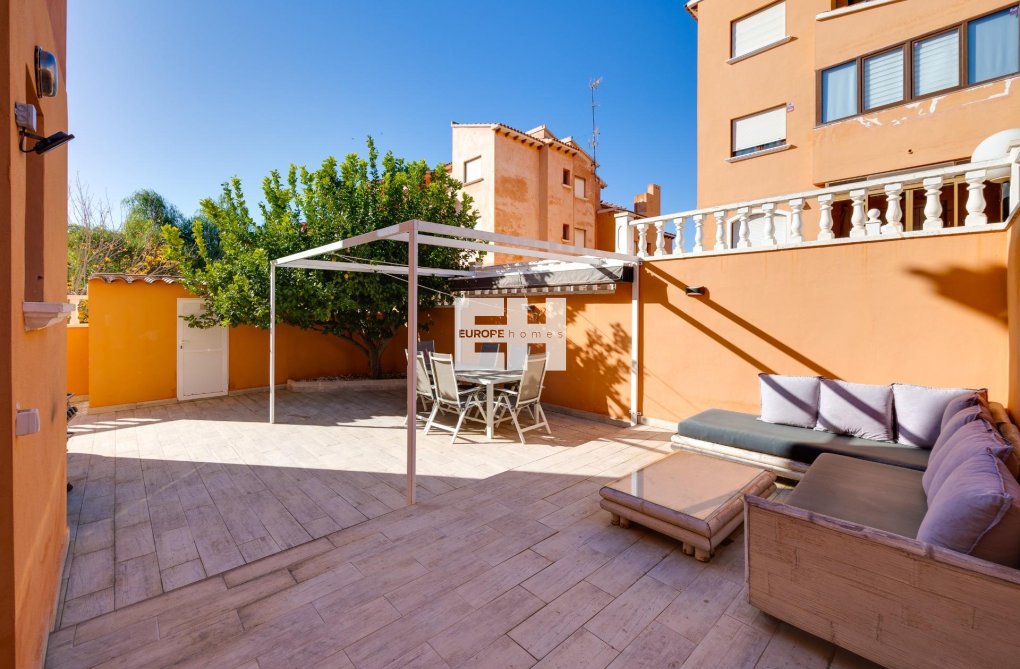 Herverkoop - Bungalow - Torrevieja - Aguas Nuevas