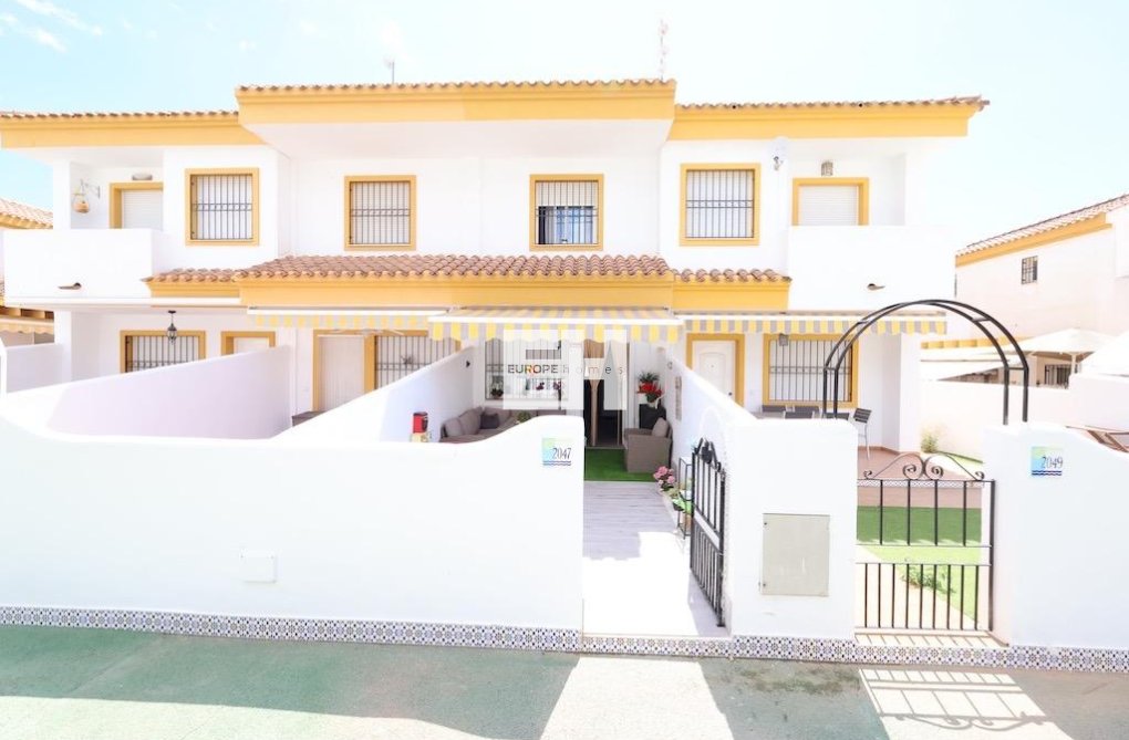 Herverkoop - Duplex - Pilar de la Horadada - Costa Blanca