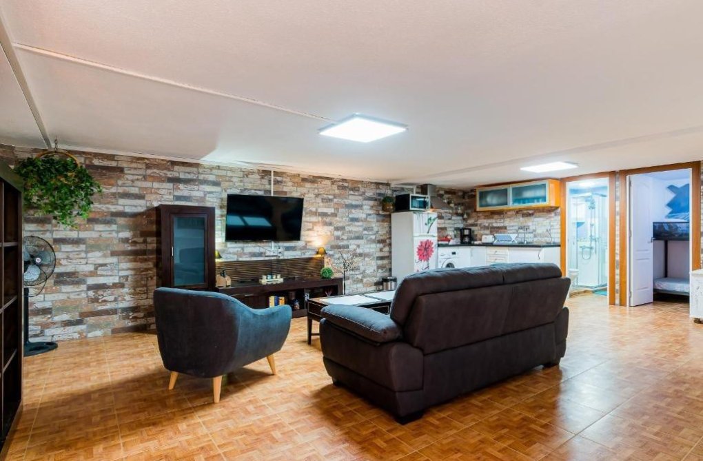 Herverkoop - Duplex - Torrevieja - Acequion