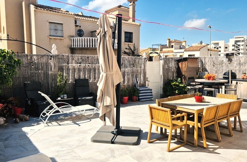 Herverkoop - Quad House - El Galan - Inland