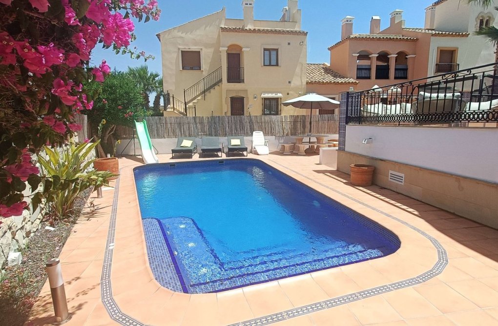 Herverkoop - Semi Detached - Algorfa - Inland