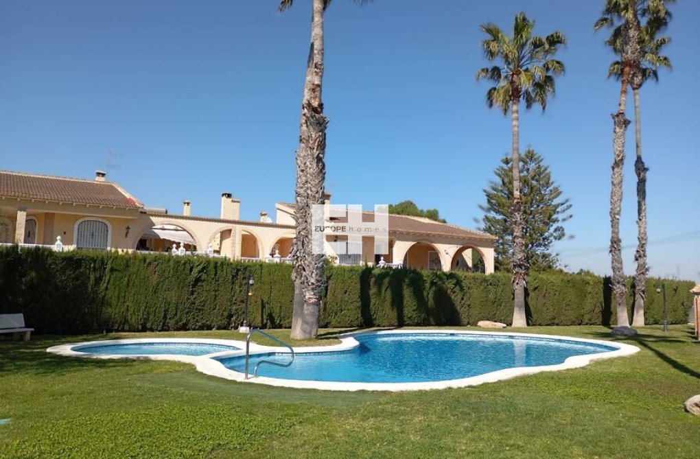 Herverkoop - town house - Catral - Costa Blanca