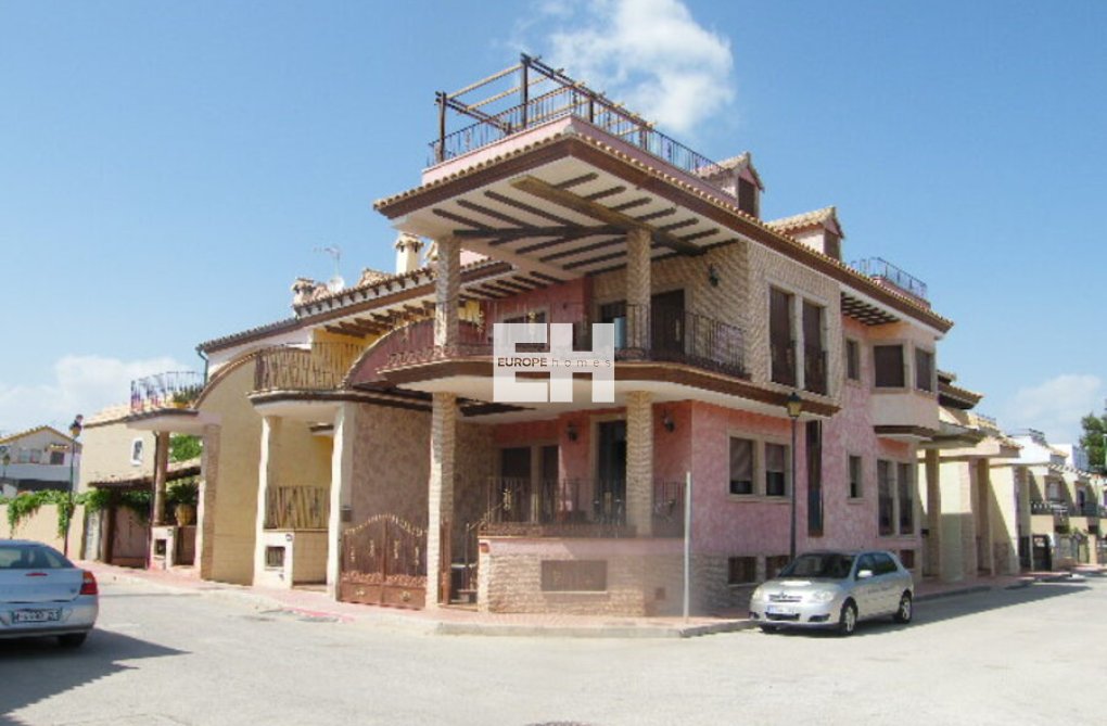 Herverkoop - town house - Daya Nueva - Costa Blanca