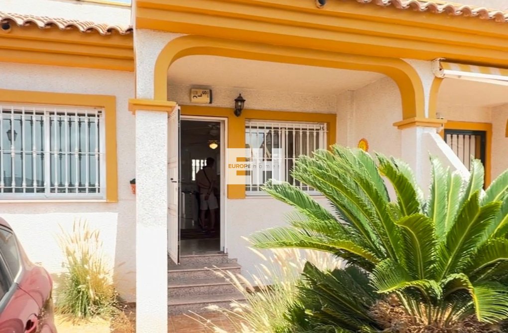 Herverkoop - town house - Daya Nueva - Costa Blanca