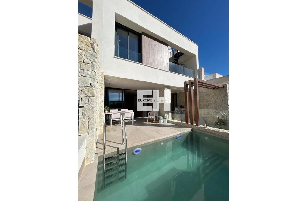 Herverkoop - town house - Dolores - Costa Blanca